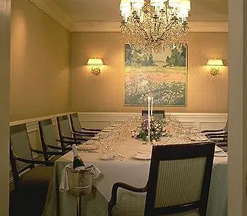 La Grande Residence At The Sutton Place Hotel Vancouver