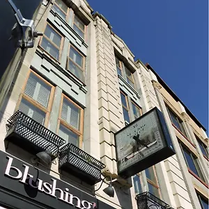  Auberge de jeunesse St. Clair