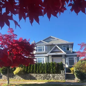 7 Bedrooms In The Heart Of Vancouver