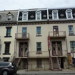 Econohotel Montreal