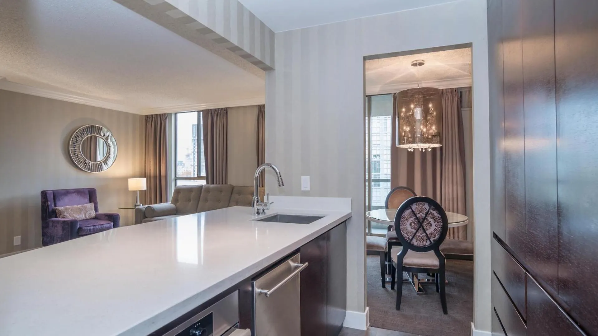 La Grande Residence At The Sutton Place Hotel Vancouver