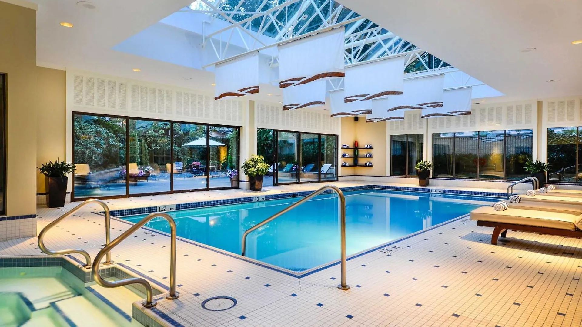 La Grande Residence At The Sutton Place Hotel Vancouver 5*,