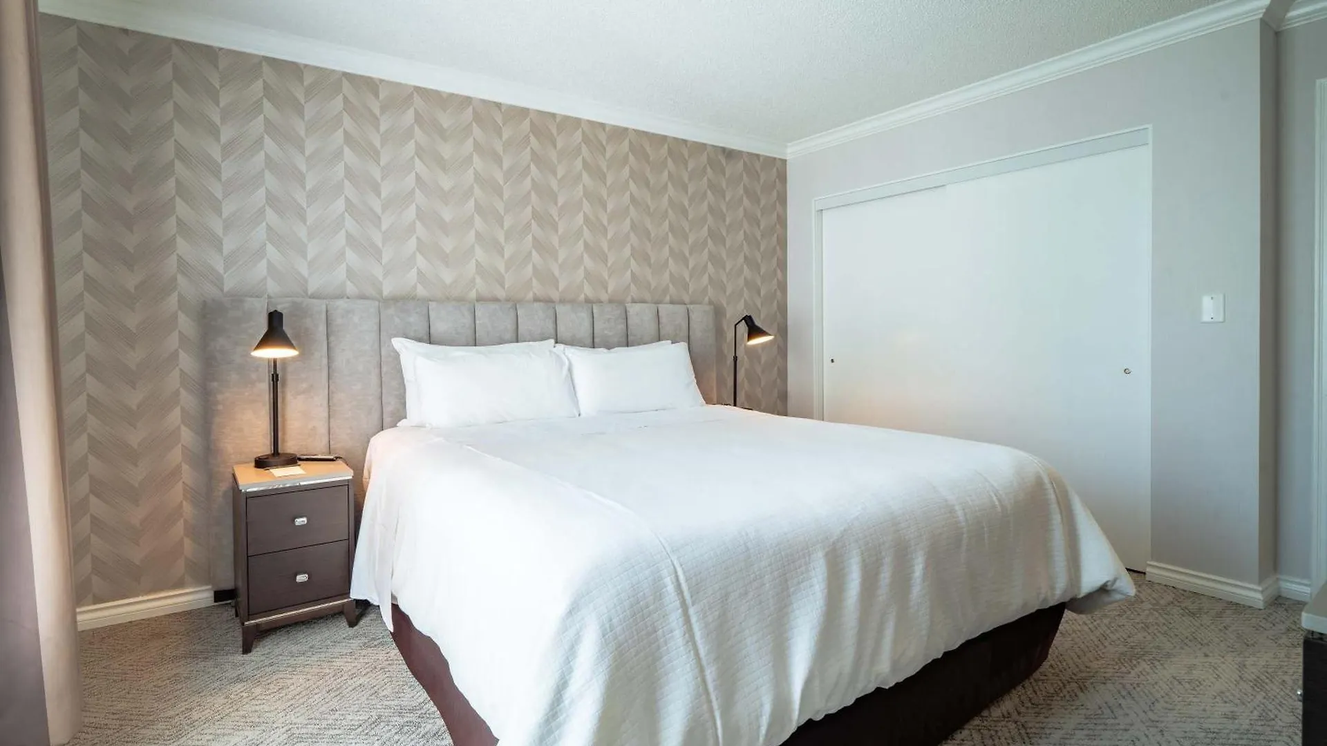 La Grande Residence At The Sutton Place Hotel Vancouver