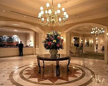 La Grande Residence At The Sutton Place Hotel Vancouver